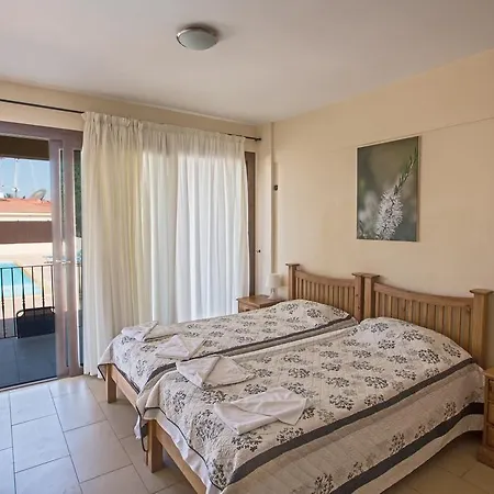 Napiana Ajía Nápa