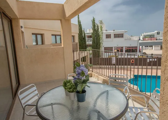 アパート Napiana アヤナパ